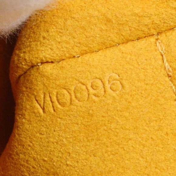 Louis Vuitton Pleaty Denim Monogram Blue Tote Gently Used Condition Circa 2006 - Picture 11 of 13